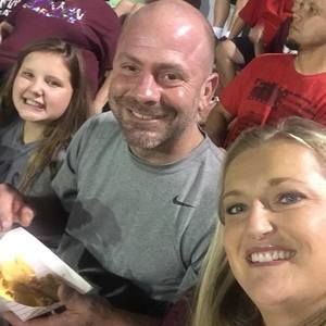 Meet your Posher, Brooke